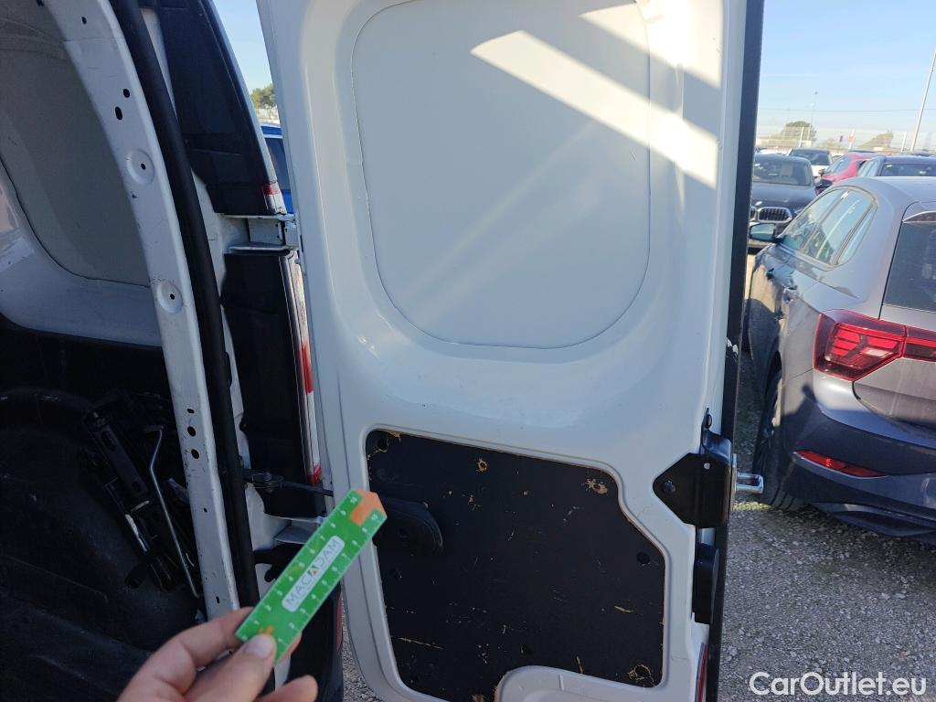  Nissan  NV200 NISSAN NV250 / 2019 / 4P / furgón 2pl 1.5dCi 70 kW (95CV) L1H1 ÓPTIMA #13