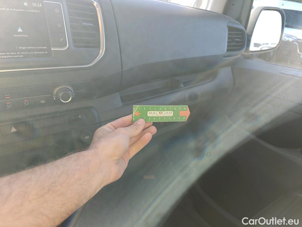  Opel  Vivaro OPEL  / 2019 / 4P / furgón 1.5 Diésel 74kW (100CV) M Inc. Select #69