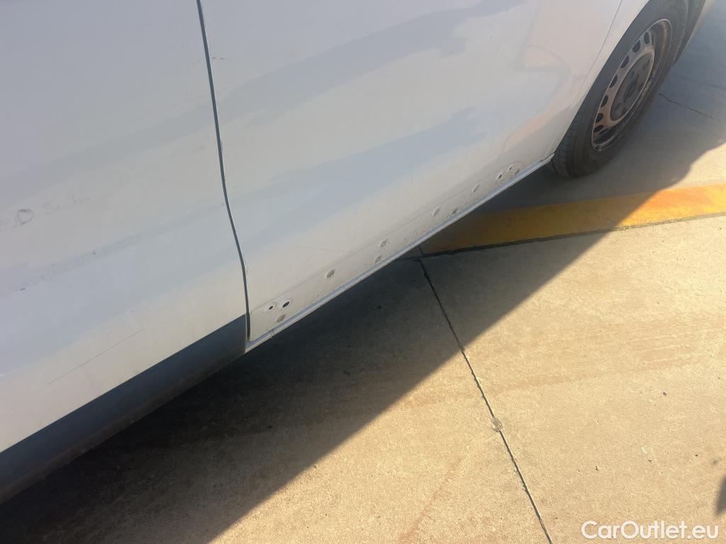  Opel  Vivaro OPEL  / 2019 / 4P / combi 1.5 Diésel 88kW (120CV) M Std Express #21