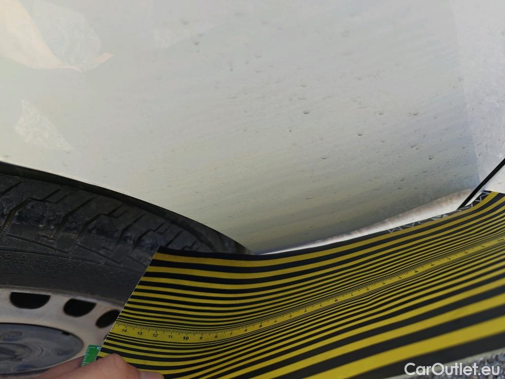  Opel  Vivaro OPEL  / 2019 / 4P / furgón 1.5 Diésel 74kW (100CV) M Inc. Select #9