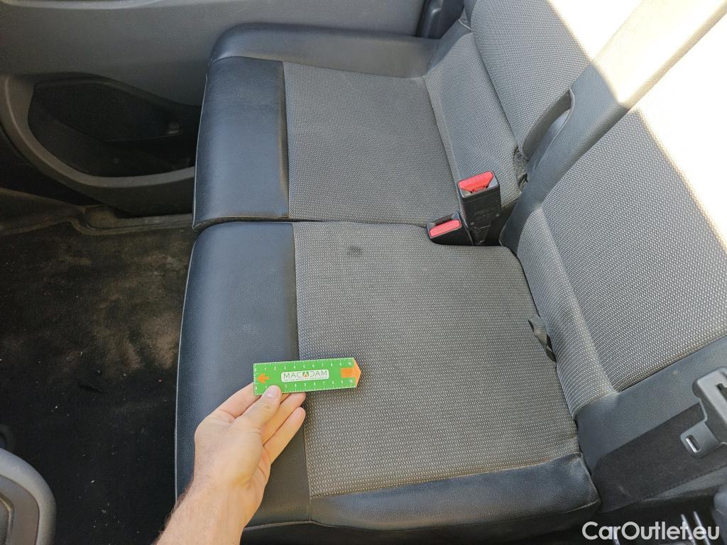  Opel  Vivaro OPEL  / 2019 / 4P / furgón 1.5 Diésel 74kW (100CV) M Inc. Select #48