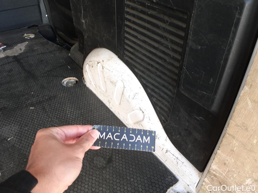  Peugeot  Partner PEUGEOT  VU 4p 2G furgón derivado de Furgón Confort PackL2 BlueHDi 73KW (100) #9