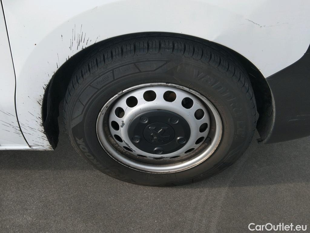  Peugeot  Expert PEUGEOT  / 2016 / 4P / furgón Furgón Pro BlueHDi 85KW (115CV) Standard #55