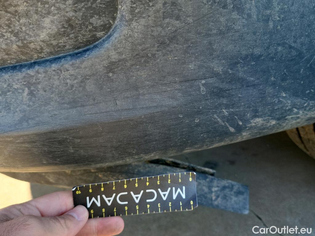  Renault  Trafic RENAULT  / 2019 / 4P / furgón Furgón 29 L2H2 Energy BluedCi 107 kW #22