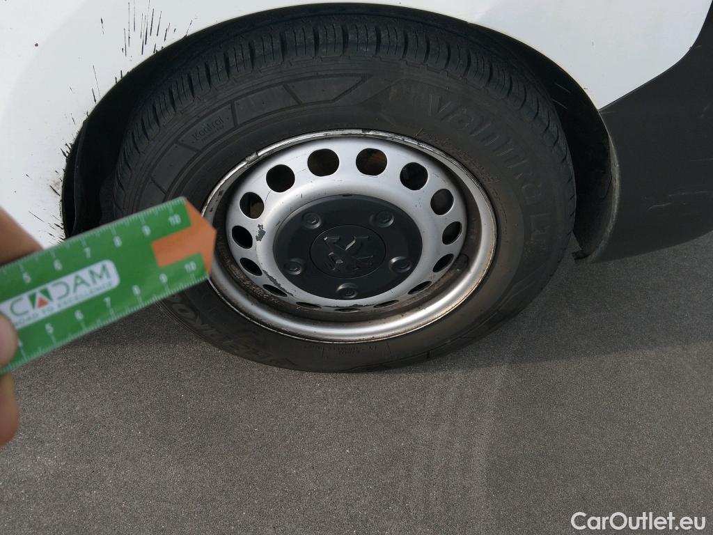  Peugeot  Expert PEUGEOT  / 2016 / 4P / furgón Furgón Pro BlueHDi 85KW (115CV) Standard #56