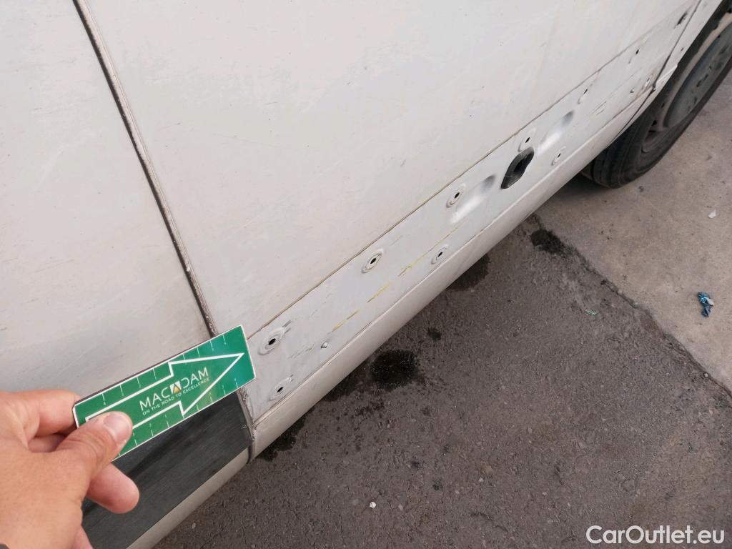  Renault  Master RENAULT TRUCKS UK  VU 4p 3G furgón 135.35 L3H3 FWD #29