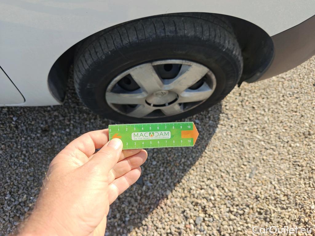  Nissan  NV200 NISSAN NV250 / 2019 / 4P / furgón 2pl 1.5dCi 70 kW (95CV) L1H1 ÓPTIMA #34