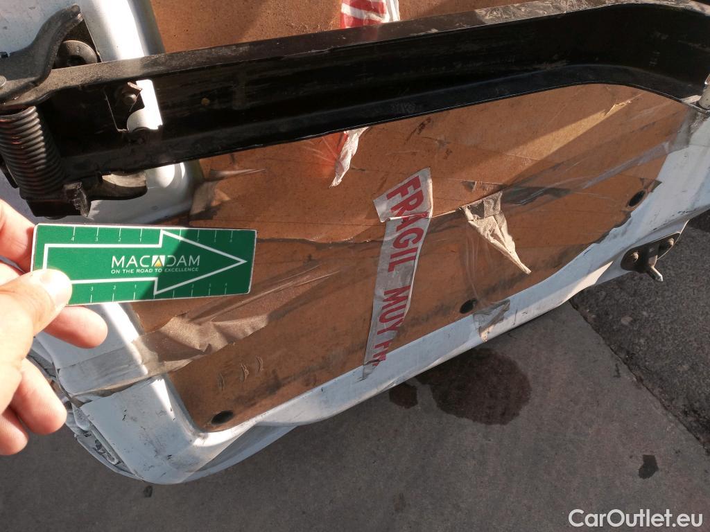  Renault  Master RENAULT TRUCKS UK  VU 4p 3G furgón 135.35 L3H3 FWD #42