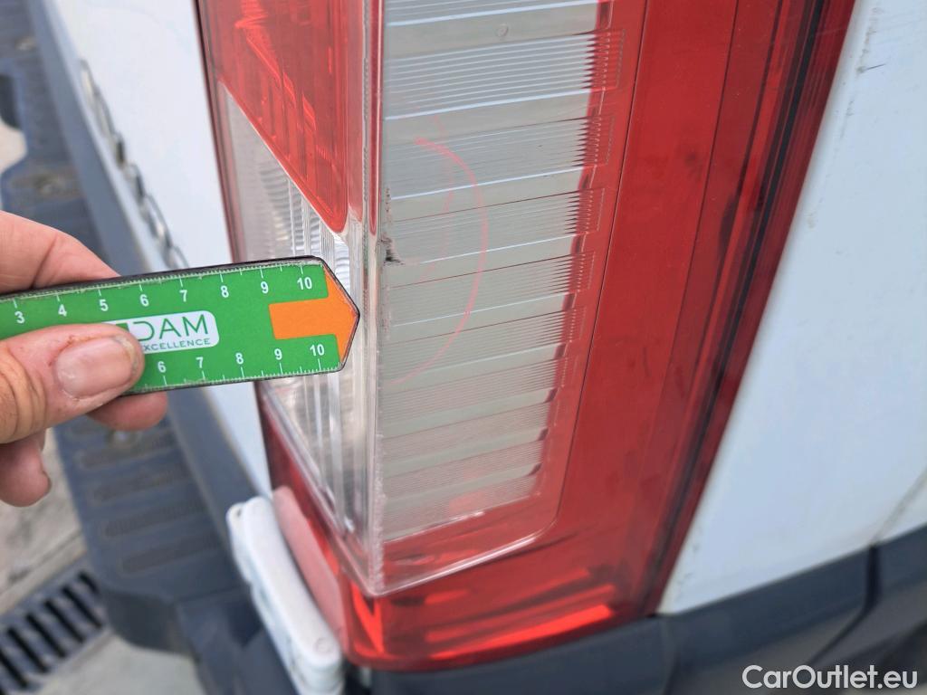  Nissan  NV400 NISSAN  / 2011 / 4P / furgón L2H2 3,5T 2.3dCi 99kW FWD Comfort #66