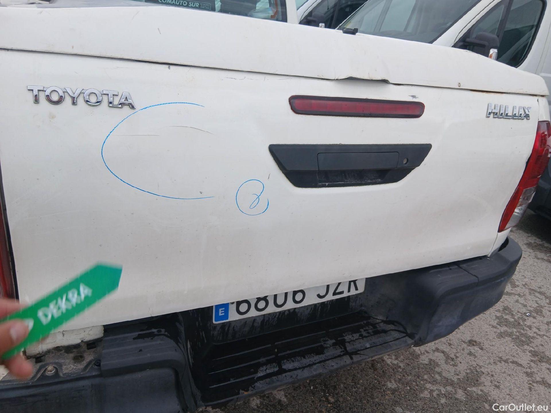  Toyota  Hilux TOYOTA  VU 4p 7G pickup 2.4 D-4D Cabina Doble GX 4x4 #28