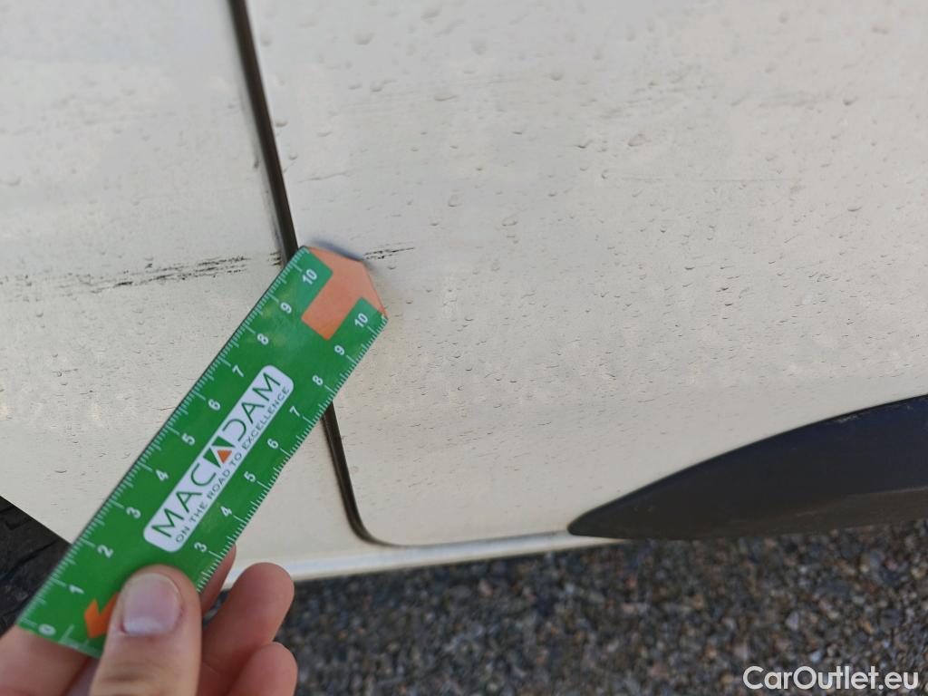  Opel  Vivaro OPEL  / 2019 / 4P / furgón 1.5 Diésel 74kW (100CV) M Inc. Select #75