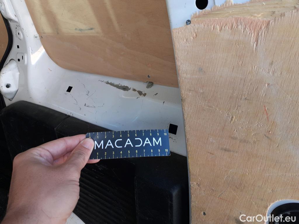  Peugeot  Partner PEUGEOT  VU 4p 2G furgón derivado de Furgón Confort PackL2 BlueHDi 73KW (100) #10