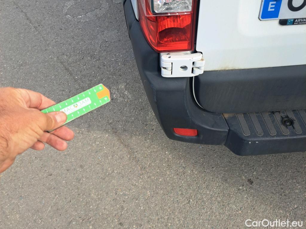  Nissan  NV400 NISSAN  / 2011 / 4P / furgón L2H2 3,5T 2.3dCi 99kW FWD Comfort #37