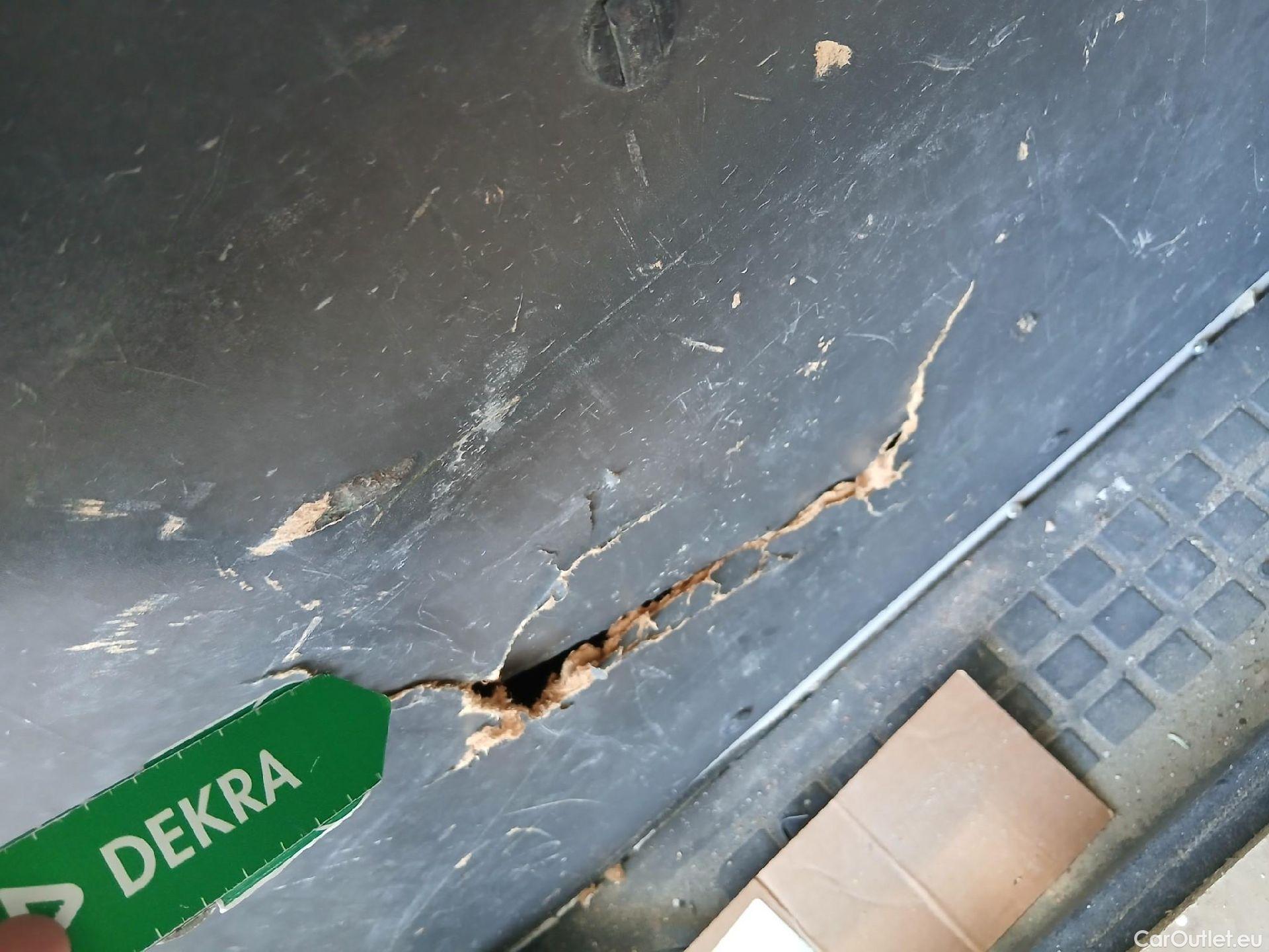  Peugeot  Expert  Furgón Premium Standard 1.5 HDI 120CV MT6 E6d #17