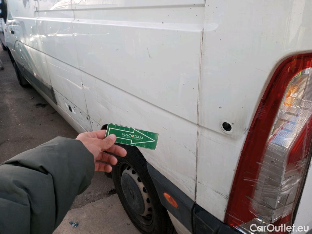  Renault  Master RENAULT TRUCKS UK  VU 4p 3G furgón 135.35 L3H3 FWD #4