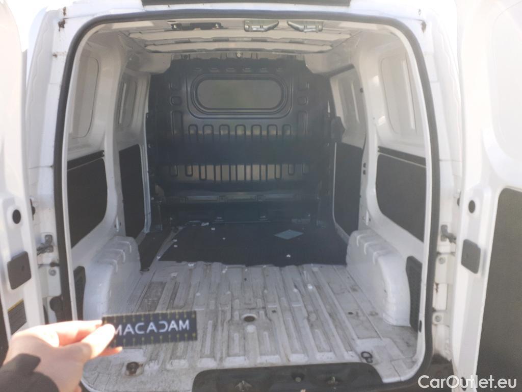  Nissan  NV200 NISSAN e- / 2009 / 4P / furgón Furgón 4p 40 kWh PROFESIONAL #12