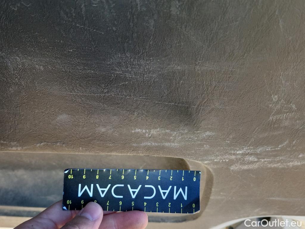  Renault  Trafic RENAULT  / 2019 / 4P / furgón Furgón 29 L2H2 Energy BluedCi 107 kW #26