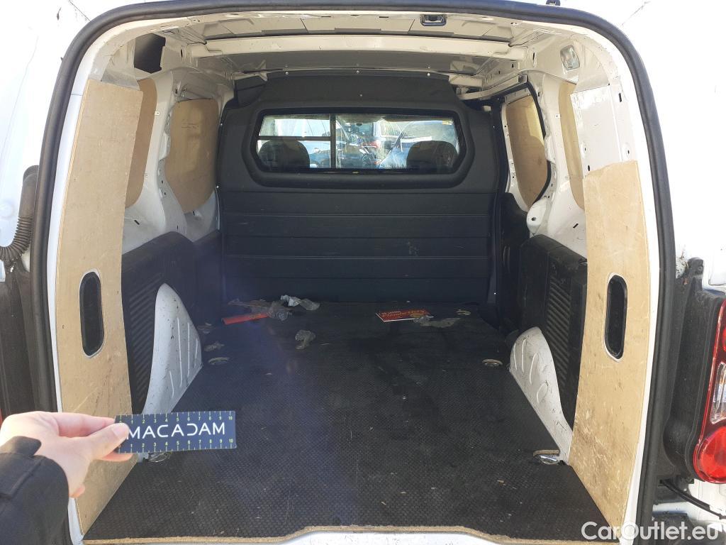  Peugeot  Partner PEUGEOT  VU 4p 2G furgón derivado de Furgón Confort PackL2 BlueHDi 73KW (100) #7