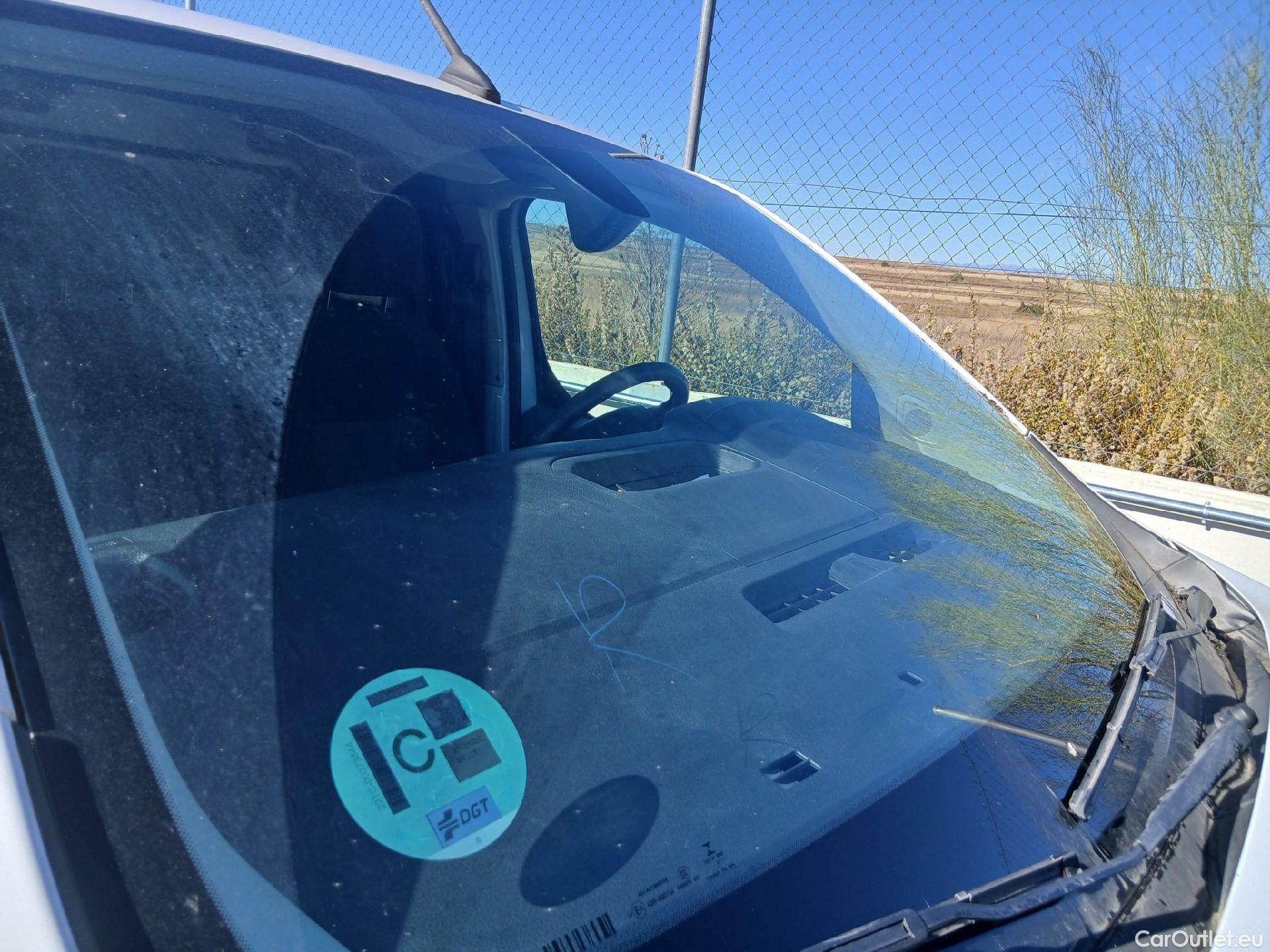  Peugeot  Expert  Furgón Premium Standard 1.5 HDI 120CV MT6 E6d #21