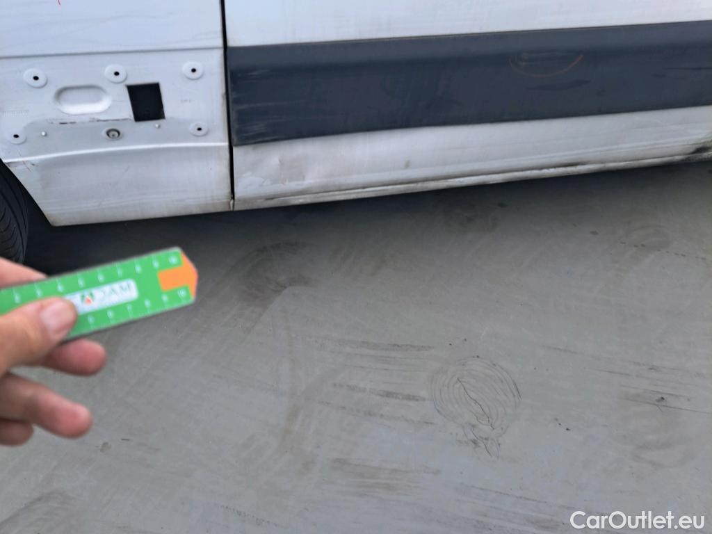  Nissan  NV400 NISSAN  / 2011 / 4P / furgón L2H2 3,5T 2.3dCi 99kW FWD Comfort #21