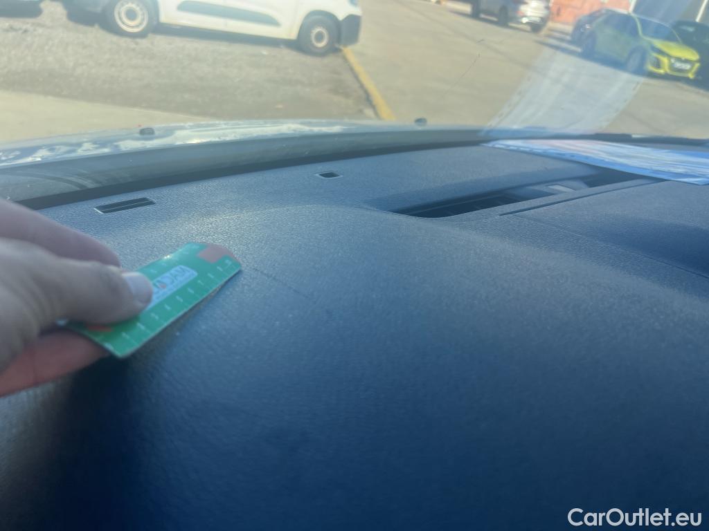  Opel  Vivaro OPEL  / 2019 / 4P / combi 1.5 Diésel 88kW (120CV) M Std Express #26