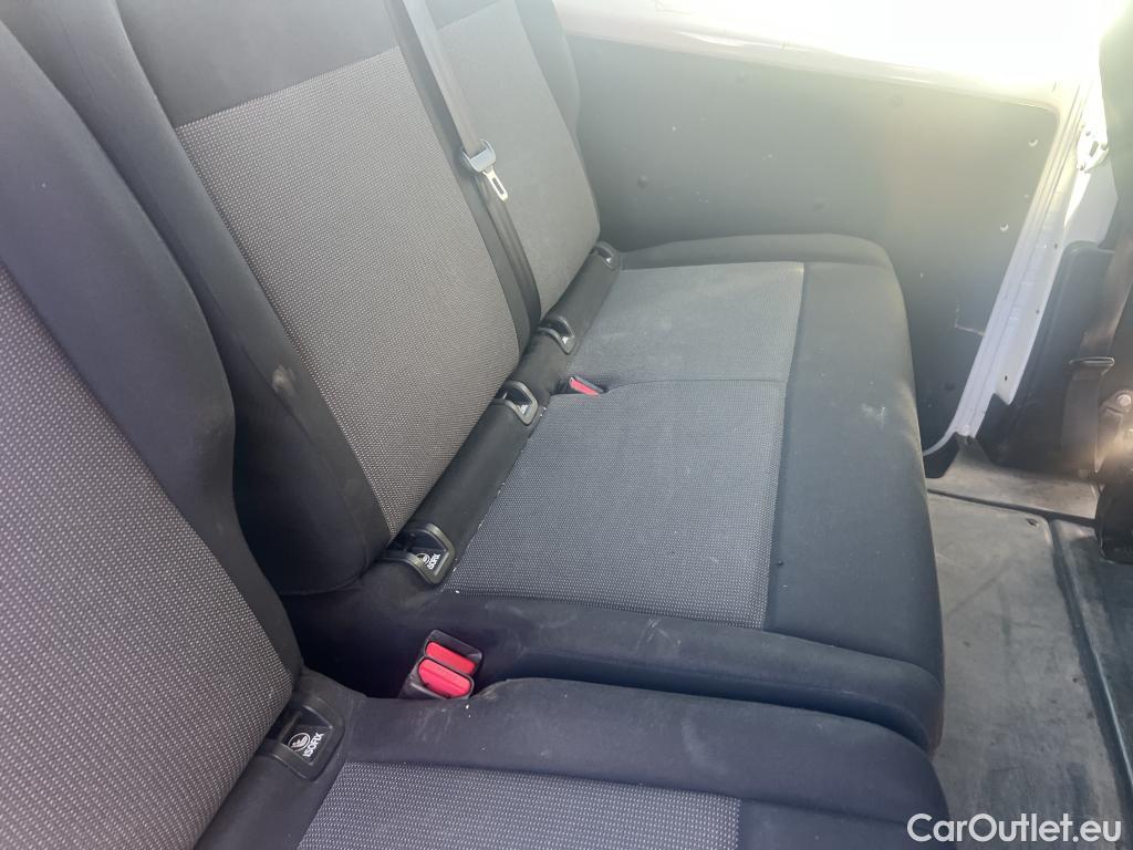  Opel  Vivaro OPEL  / 2019 / 4P / combi 1.5 Diésel 88kW (120CV) M Std Express #27