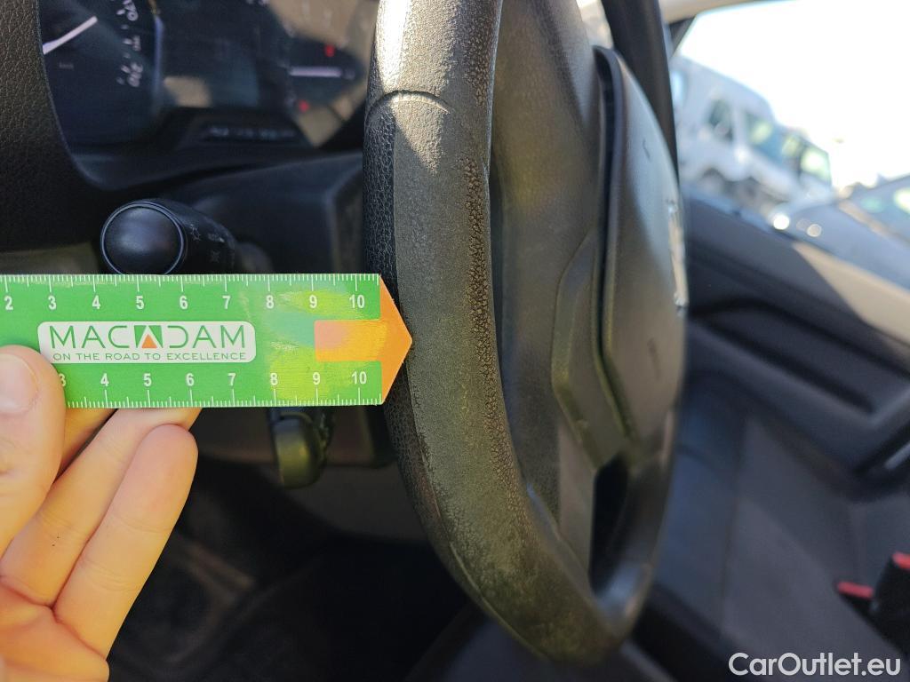  Opel  Vivaro OPEL  / 2019 / 4P / furgón 1.5 Diésel 74kW (100CV) M Inc. Select #72