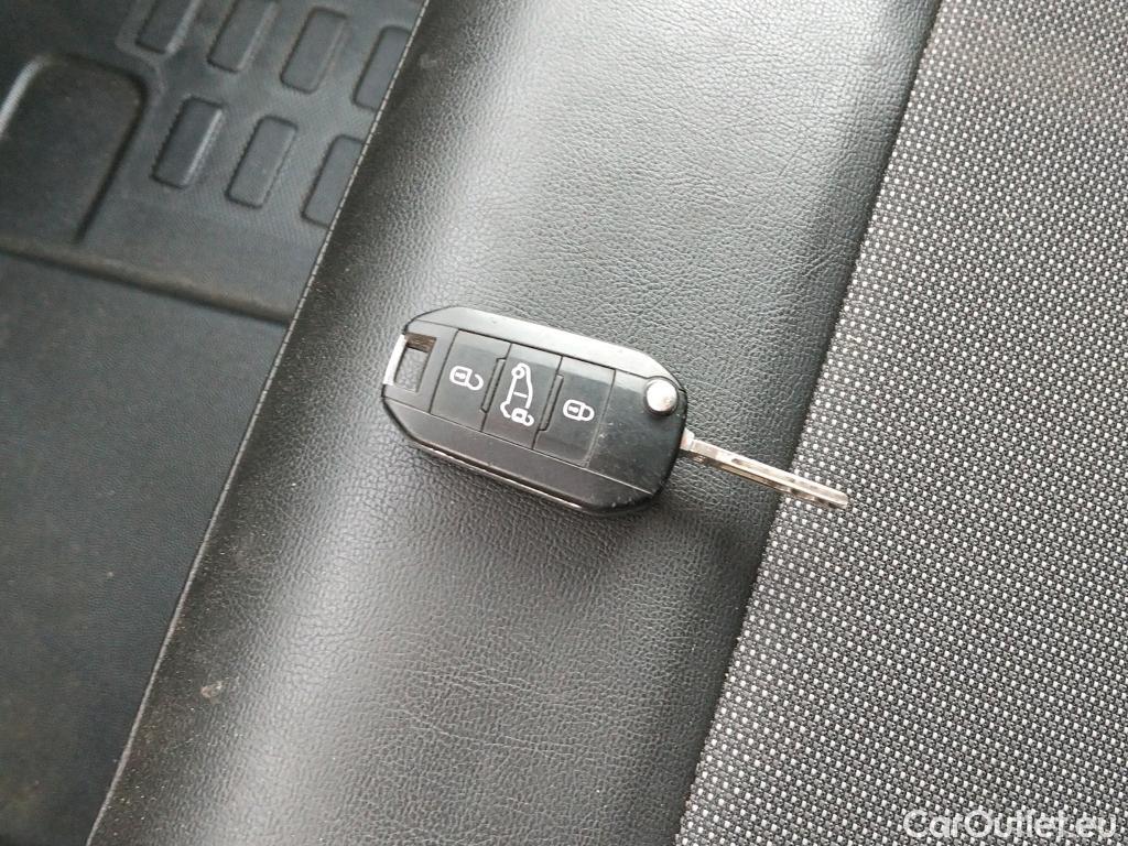  Peugeot  Expert PEUGEOT  / 2016 / 4P / furgón Furgón Pro BlueHDi 85KW (115CV) Standard #5