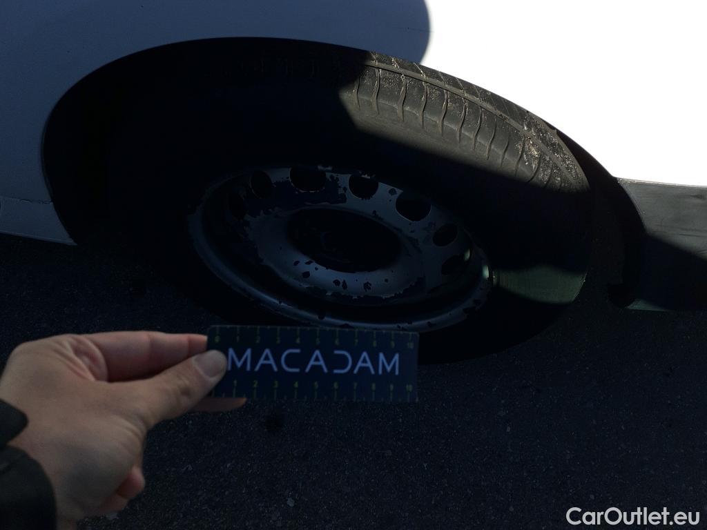  Peugeot  Partner PEUGEOT  VU 4p 2G furgón derivado de Furgón Confort PackL2 BlueHDi 73KW (100) #28