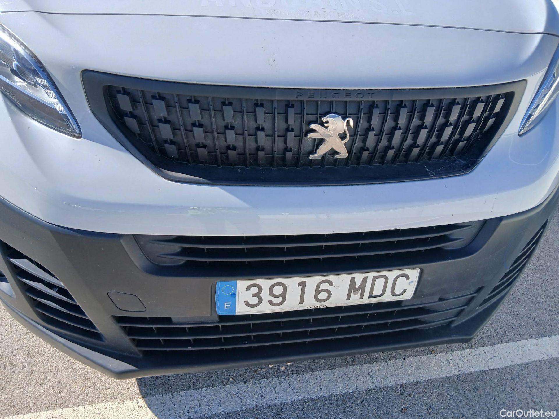  Peugeot  Expert  Furgón Premium Standard 1.5 HDI 120CV MT6 E6d #24