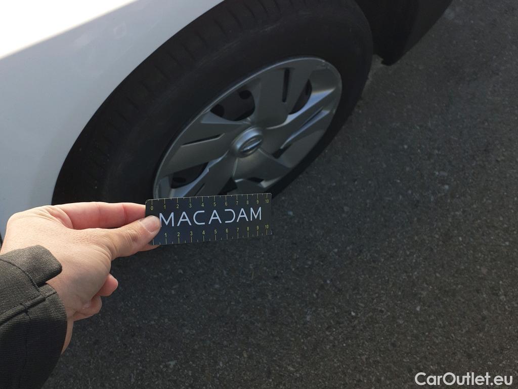  Nissan  NV200 NISSAN e- / 2009 / 4P / furgón Furgón 4p 40 kWh PROFESIONAL #26