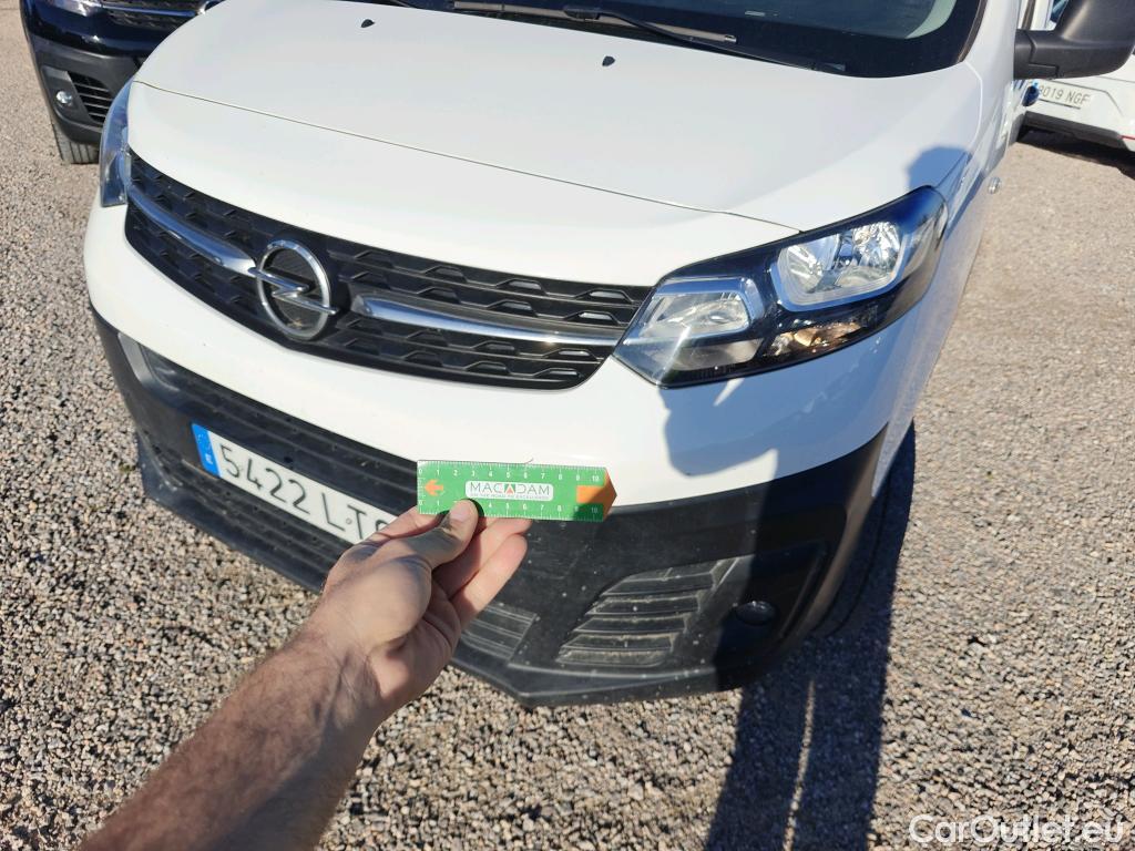  Opel  Vivaro OPEL  / 2019 / 4P / furgón 1.5 Diésel 74kW (100CV) M Inc. Select #54