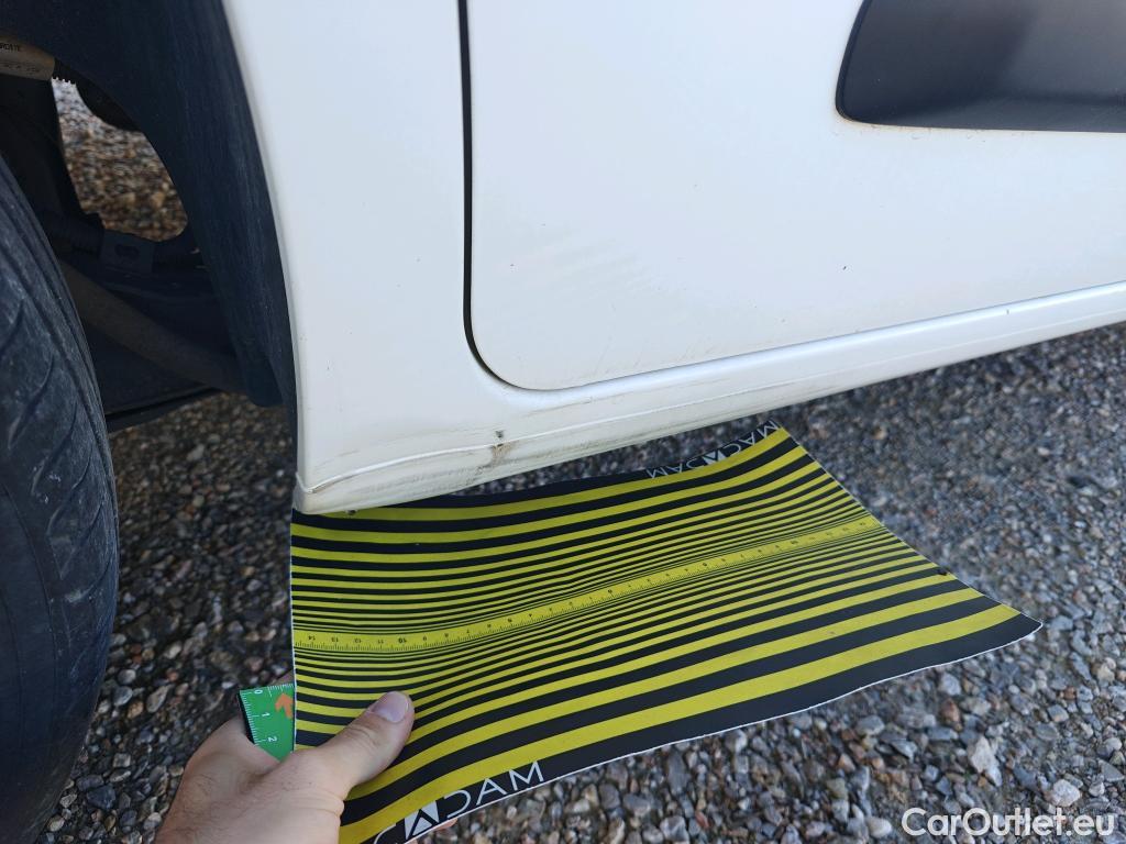  Opel  Combo OPEL  / 2018 / 3P / furgón derivado de turismo 1.6 TD S/S 74kW (100CV) Express L H1 650 #9