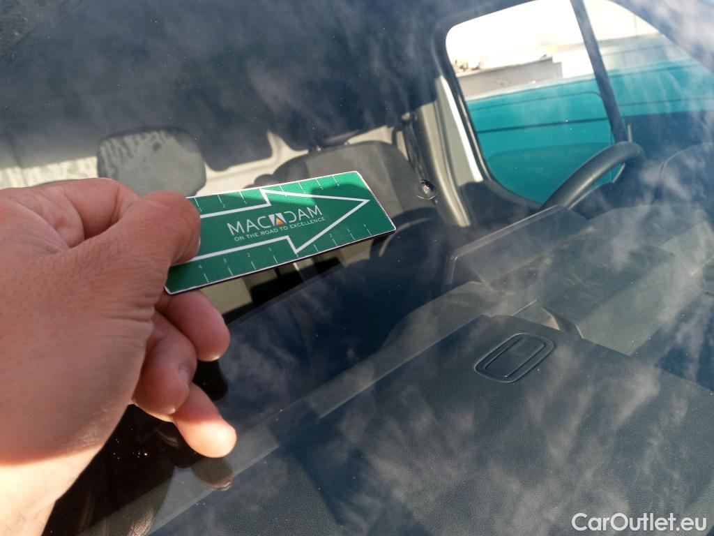  Renault  Master RENAULT TRUCKS UK  VU 4p 3G furgón 135.35 L3H3 FWD #37