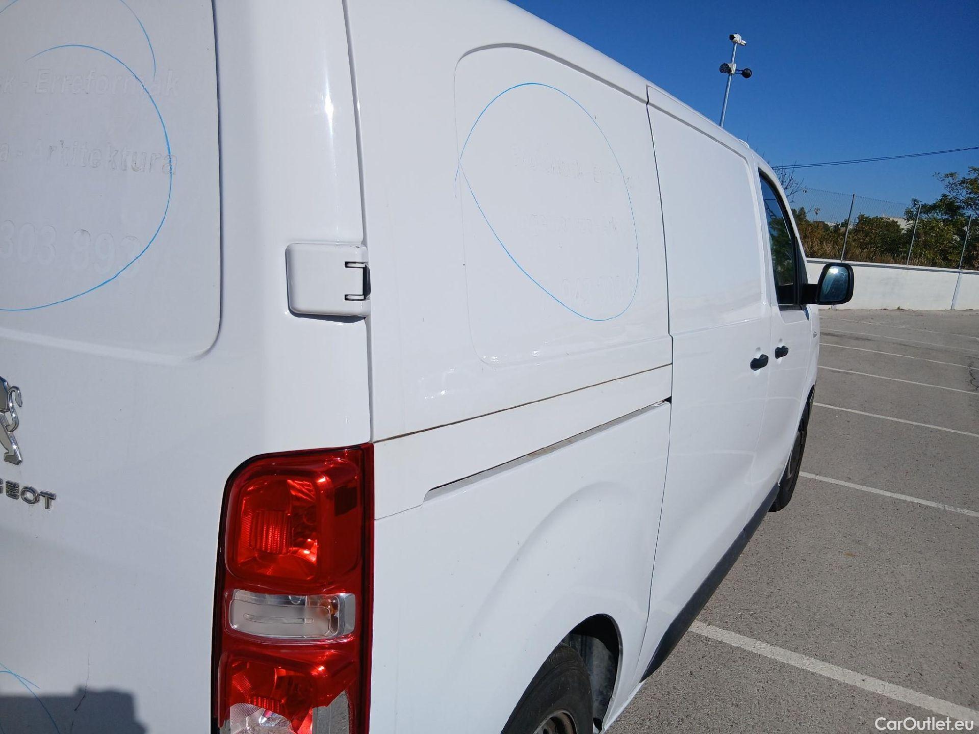  Peugeot  Expert  Furgón Premium Standard 1.5 HDI 120CV MT6 E6d #43