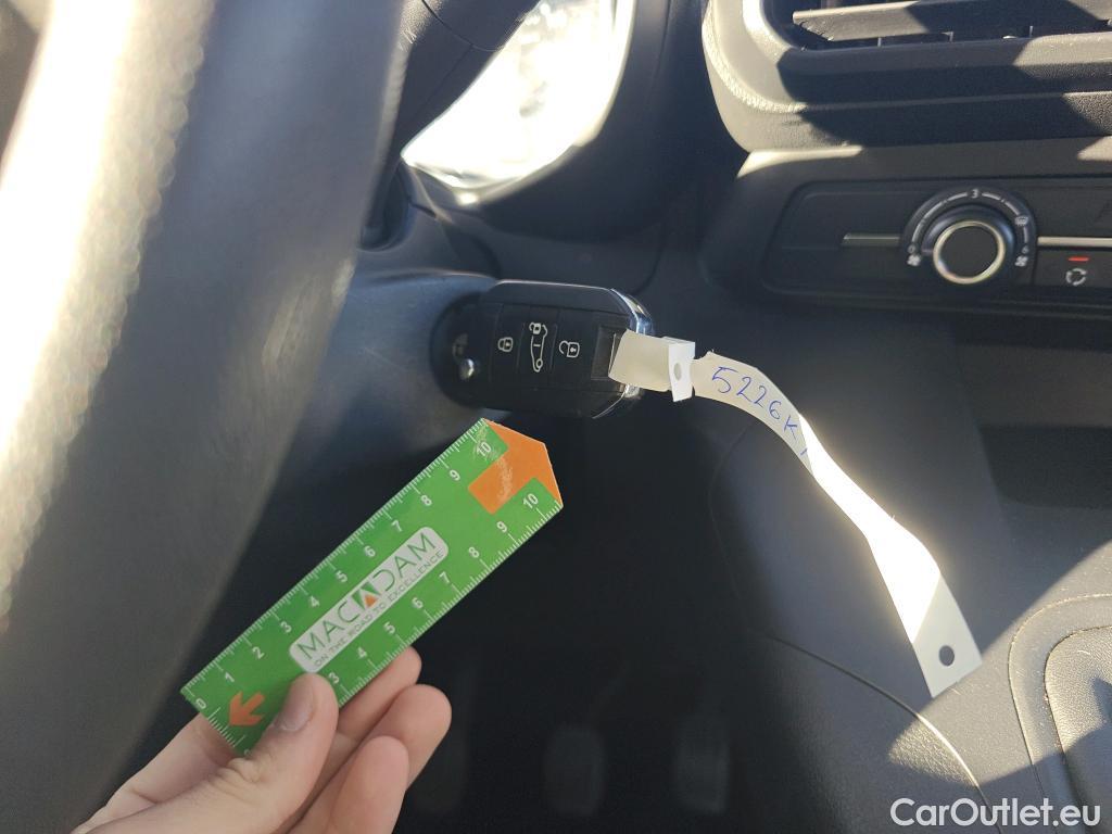  Opel  Combo OPEL  / 2018 / 3P / furgón derivado de turismo 1.6 TD S/S 74kW (100CV) Express L H1 650 #1