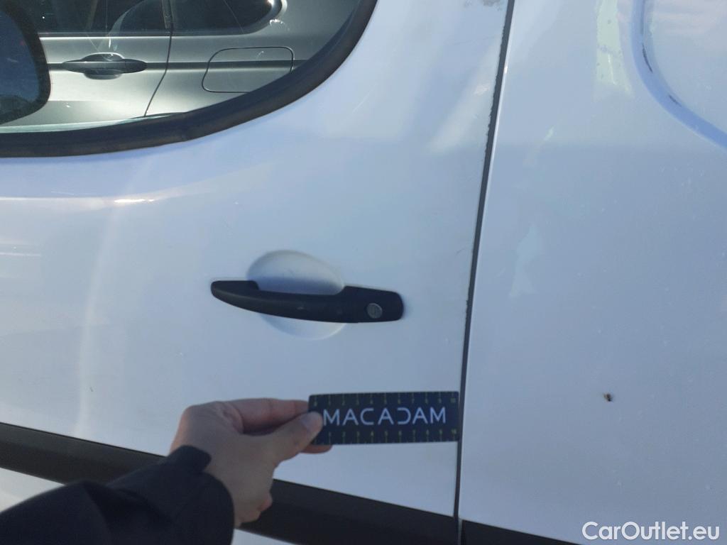  Peugeot  Partner PEUGEOT  VU 4p 2G furgón derivado de Furgón Confort PackL2 BlueHDi 73KW (100) #5