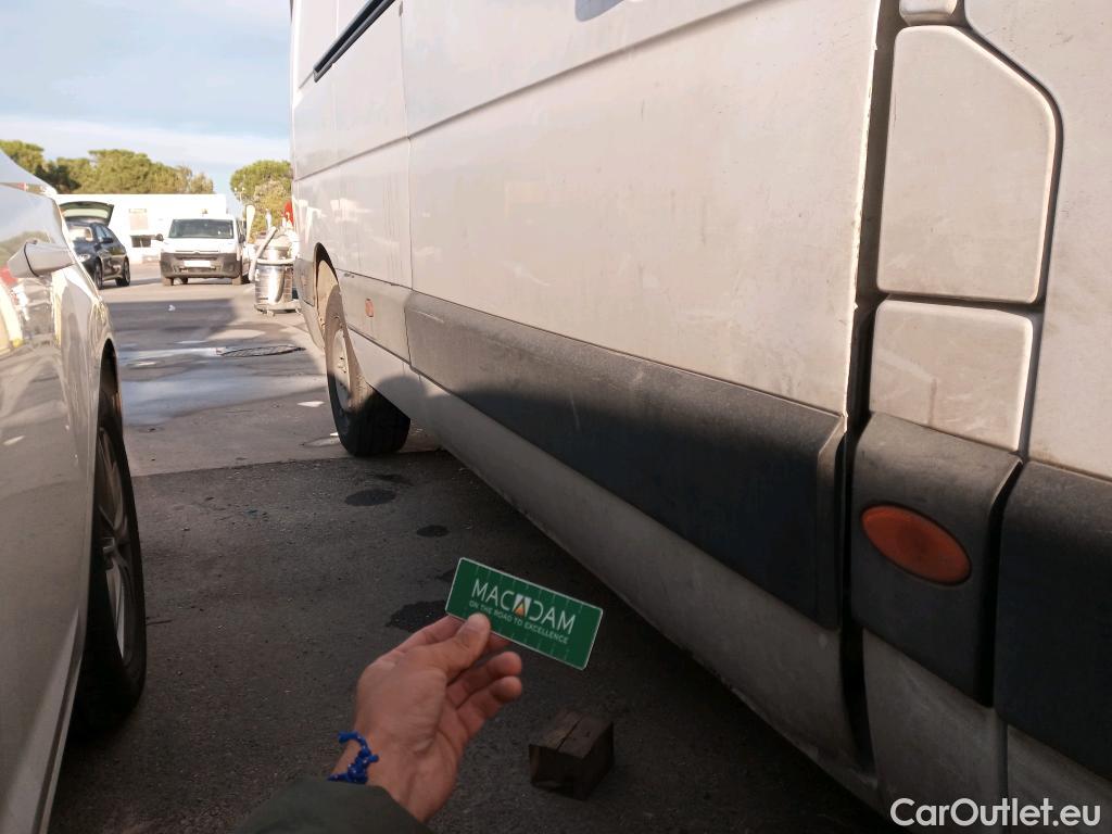  Renault  Master RENAULT TRUCKS UK  VU 4p 3G furgón 135.35 L3H3 FWD #16