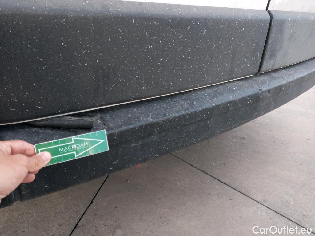  Renault  Master RENAULT TRUCKS UK  VU 4p 3G furgón 135.35 L3H3 FWD #39