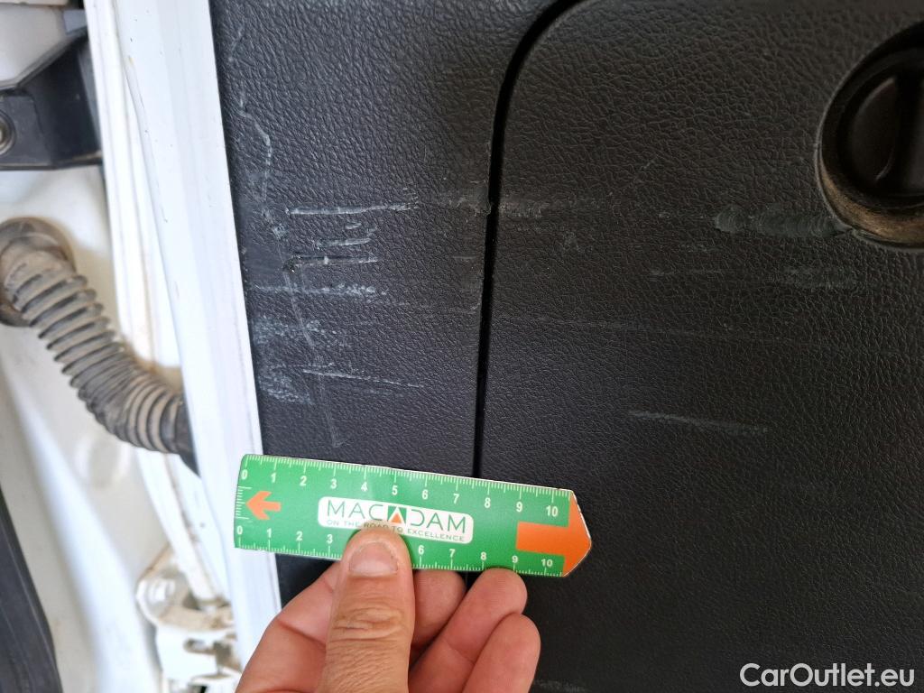  Toyota  Land Cruiser Landcruiser 3p SUV 177 D-4D Life / TRANSFO VP/VF #30