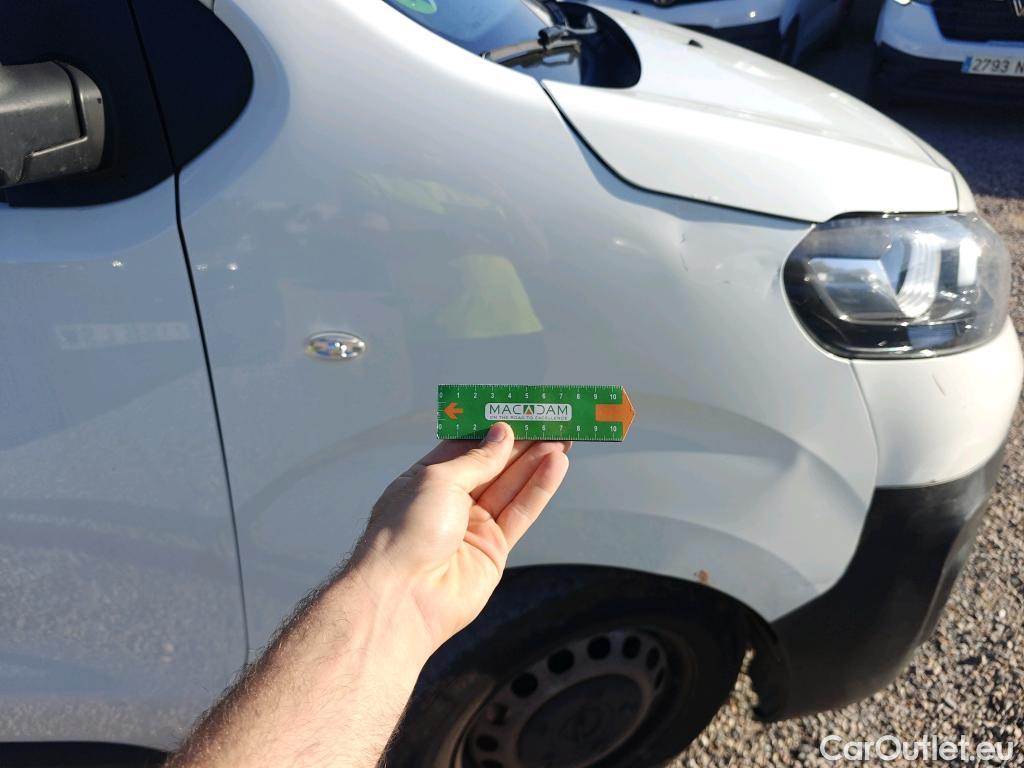  Opel  Vivaro OPEL  / 2019 / 4P / furgón 1.5 Diésel 74kW (100CV) M Inc. Select #30