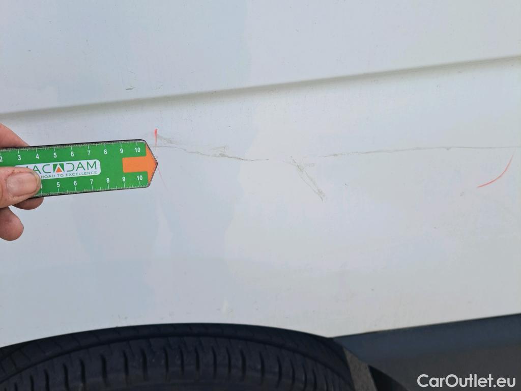  Nissan  NV400 NISSAN  / 2011 / 4P / furgón L2H2 3,5T 2.3dCi 99kW FWD Comfort #6