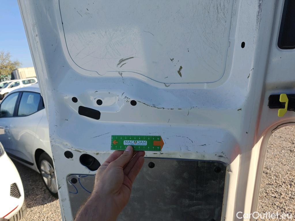  Opel  Vivaro OPEL  / 2019 / 4P / furgón 1.5 Diésel 74kW (100CV) M Inc. Select #21