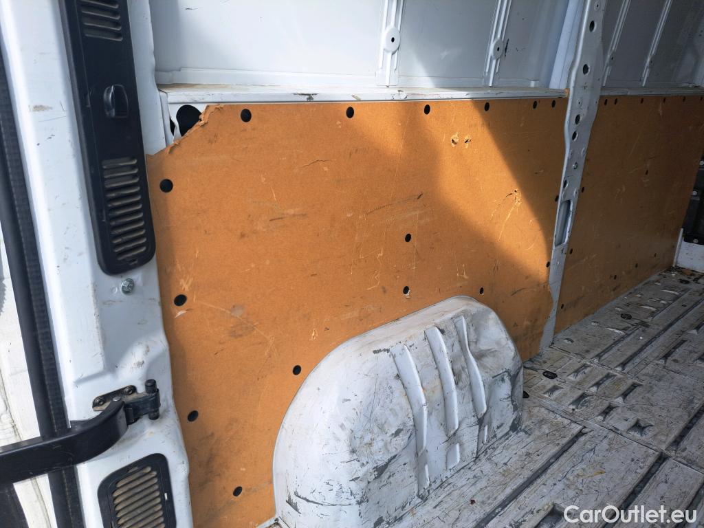  Nissan  NV400 NISSAN  / 2011 / 4P / furgón L2H2 3,5T 2.3dCi 99kW FWD Comfort #12