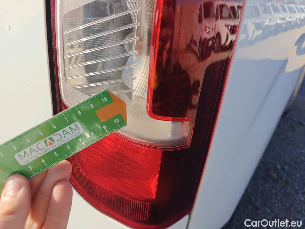  Opel  Combo OPEL  / 2018 / 3P / furgón derivado de turismo 1.6 TD S/S 74kW (100CV) Express L H1 650 #28