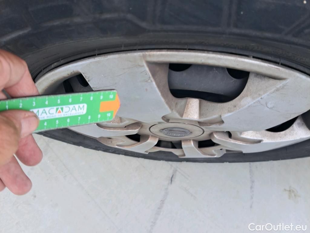  Nissan  NV400 NISSAN  / 2011 / 4P / furgón L2H2 3,5T 2.3dCi 99kW FWD Comfort #62