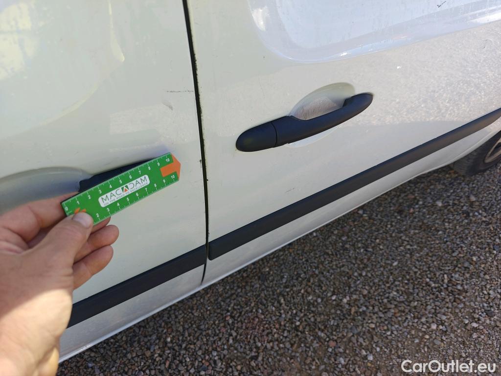  Nissan  NV200 NISSAN NV250 / 2019 / 4P / furgón 2pl 1.5dCi 70 kW (95CV) L1H1 ÓPTIMA #21