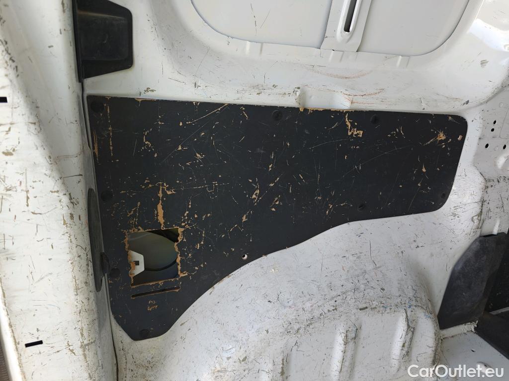  Opel  Vivaro OPEL  / 2019 / 4P / furgón 1.5 Diésel 74kW (100CV) M Inc. Select #51