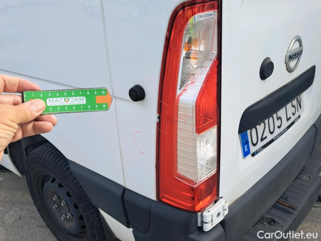  Nissan  NV400 NISSAN  / 2011 / 4P / furgón L2H2 3,5T 2.3dCi 99kW FWD Comfort #23