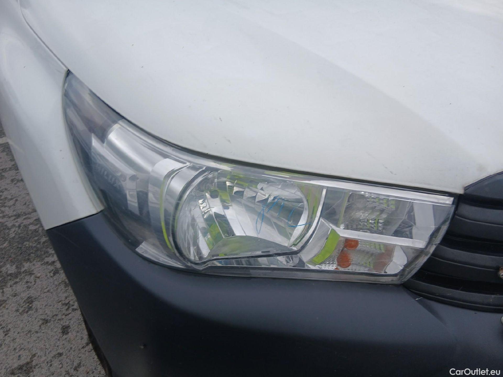  Toyota  Hilux TOYOTA  VU 4p 7G pickup 2.4 D-4D Cabina Doble GX 4x4 #10